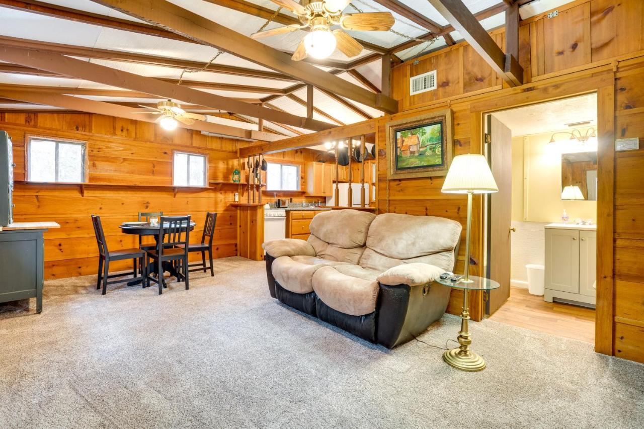 Peaceful Warne Cabin Fenced Yard And Screened Porch Brasstown Екстер'єр фото
